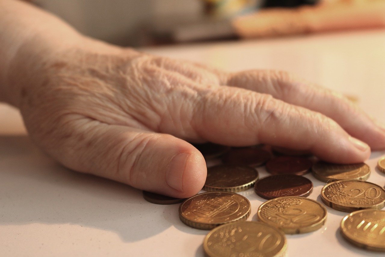 Финансист Ордов: С 24 января российских пенсионеров ждут неприятные сюрпризы