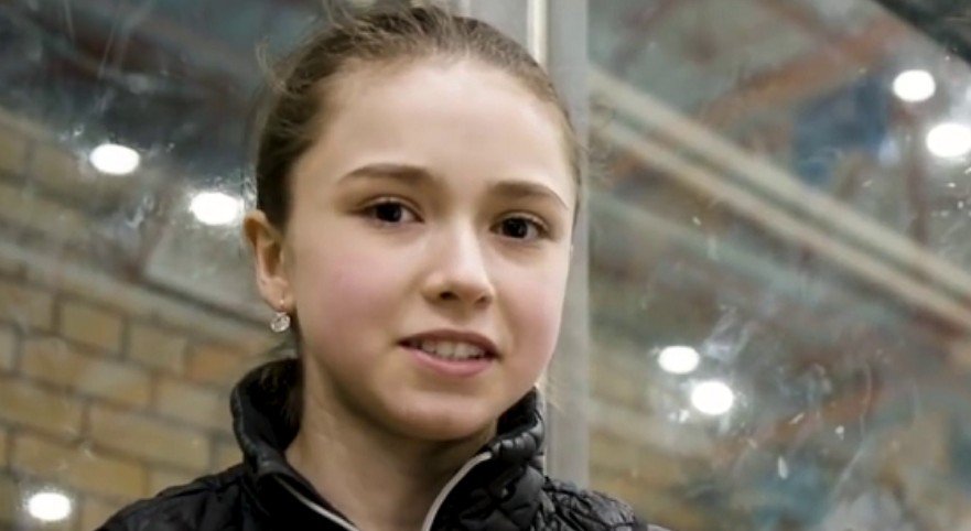 Разин заявил, что Валиева специально падала во время выступления на Олимпиаде