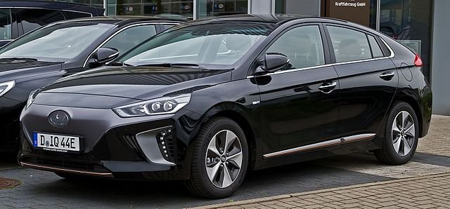 Hyundai ускорила разработку кроссовера Ioniq, спеша выпустит модель уже в 2023 году