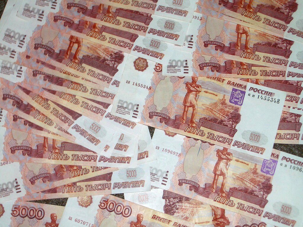 Некоторым пенсионерам в России с 1 августа снизят выплаты на 1,3 тысячи рублей