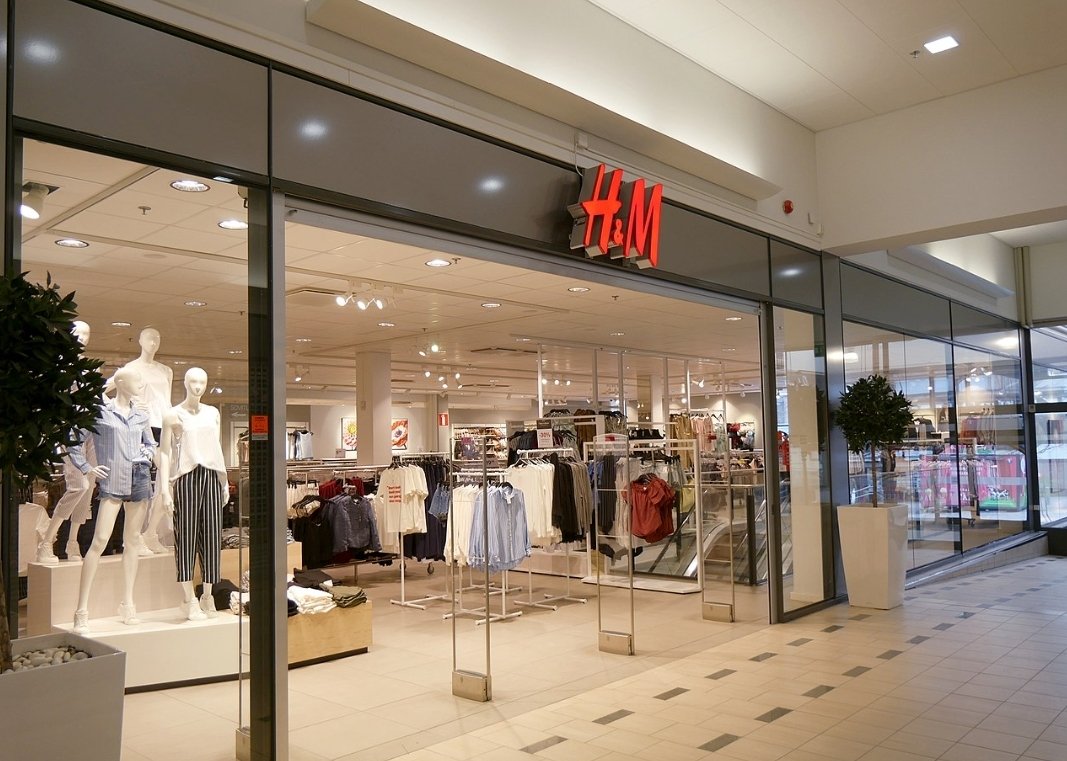 Заявивший об уходе ретейлер H&M оплатил 9 месяцев аренды торговых площадей в Москве
