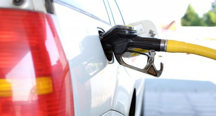 Эксперт прогнозирует рост цен на бензин в России уже в скором времени