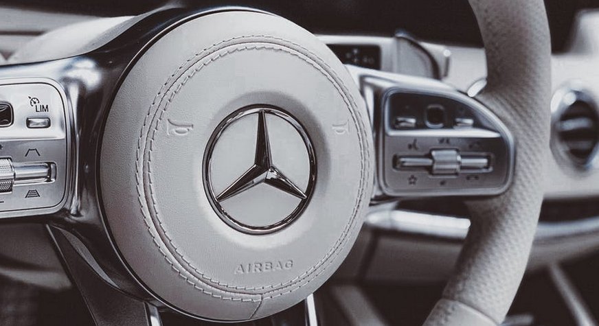 Mercedes-Benz EQE раскрыт на первых официальных фото