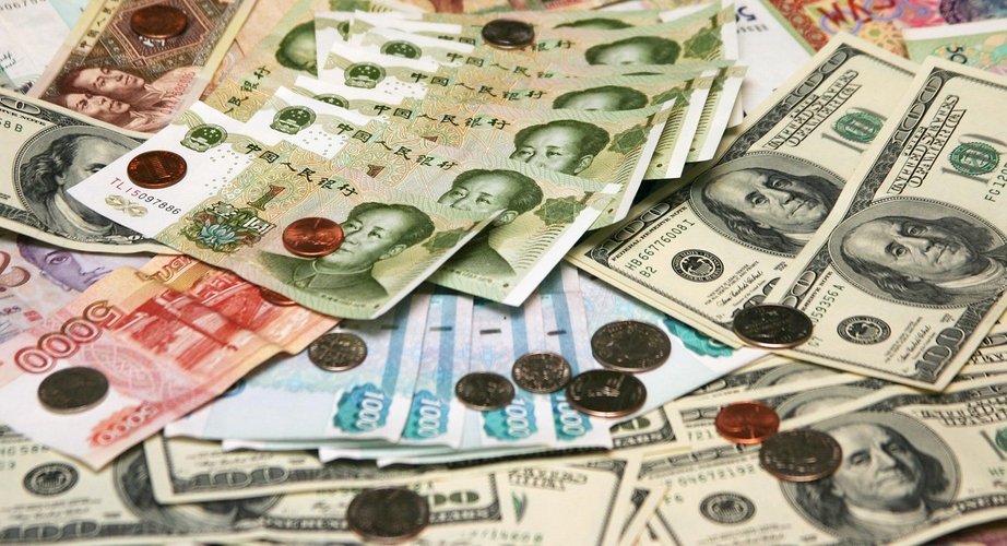 Аналитик Жильников рассказал о возможном ослаблении рубля из-за новостей о бюджетном правиле