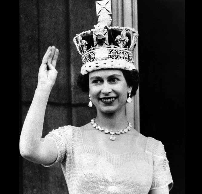 BBC: Королева Елизавета II умерла на 97-м году жизни в Шотландии