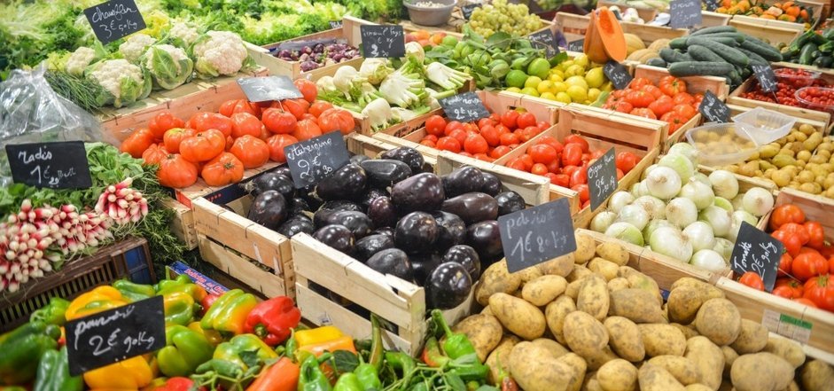 Ряд продуктов подешевеет в супермаркетах РФ с 1 октября 2022 года