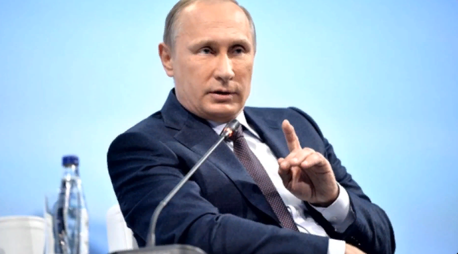 Детство и стремительная карьера президента: Владимиру Путину 70 лет