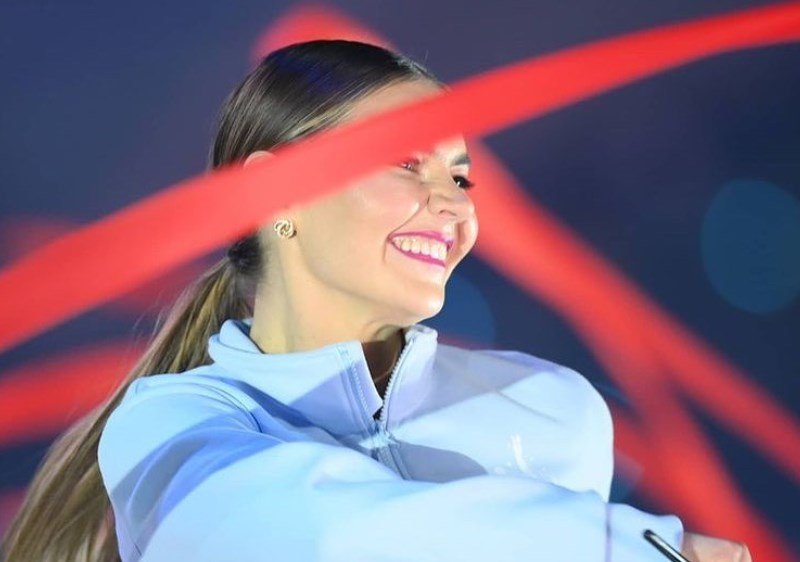 Алина Кабаева произвела фурор своим появлением на юбилее «Национальной медиа группы»