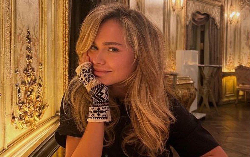 Дочь известного певца, модель и дизайнер собственного бренда одежды: Стефания Маликова отмечает 23-й день рождения