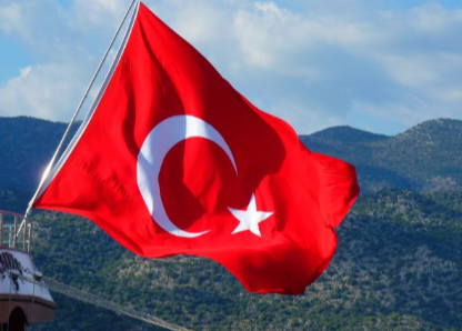 Евразия Daily: Турции не дадут отойти от Запада
