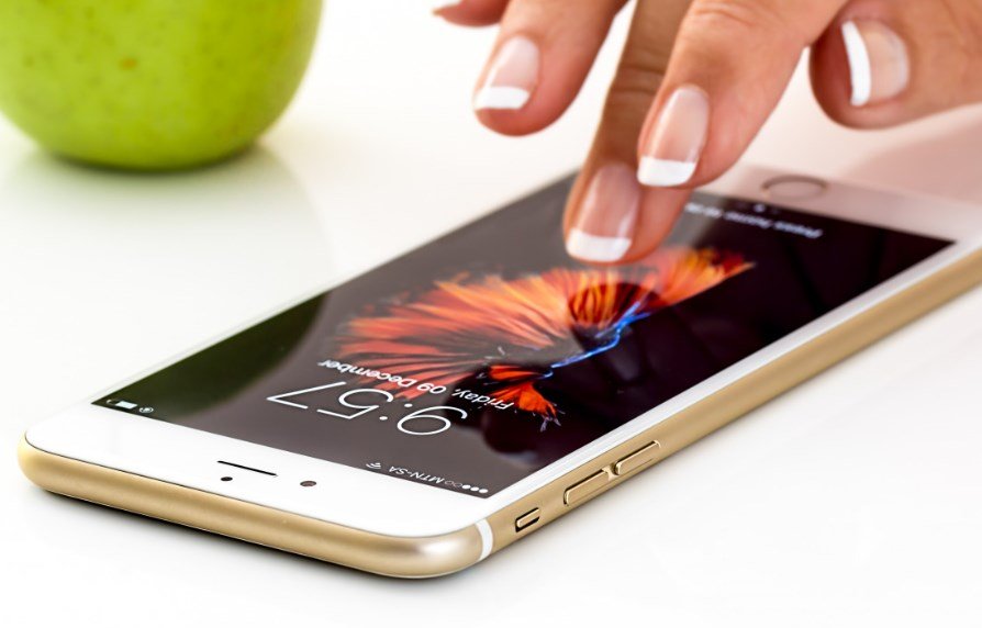 Технические блогеры назвали три основных минуса iPhone 14 Pro