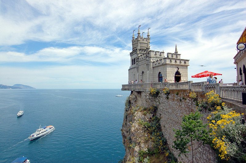 Крымские отельеры стимулируют туристов к бронированию посредством скидок