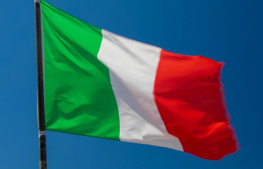 Италия выступила против запрета на продажу авто с ДВС в Европе