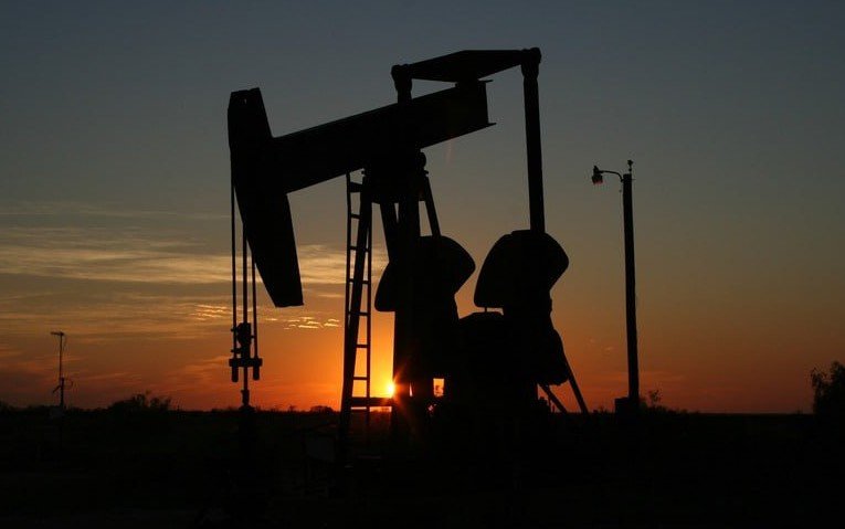 Нефтегазовые доходы бюджета РФ в январе-феврале упали на 46%