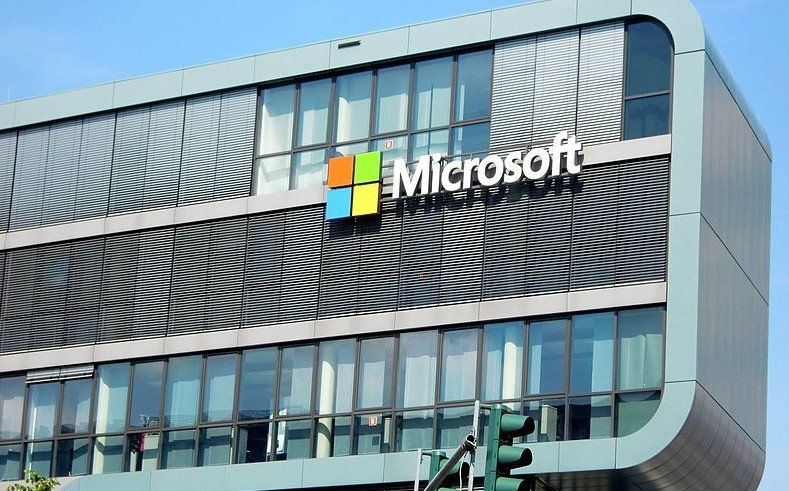 Microsoft уволила всю команду по этике в сфере искусственного интеллекта