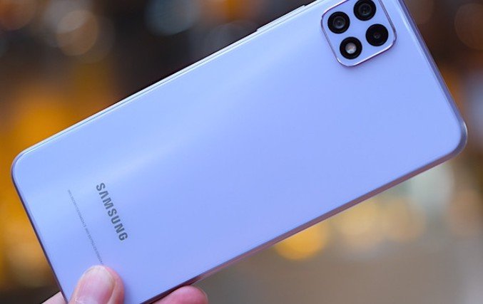Пользователи Samsung Galaxy S23 столкнулись с неполадками в камере