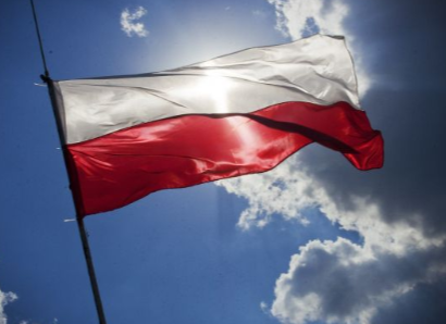 МИД Польши признал, что изоляция России "не работает"