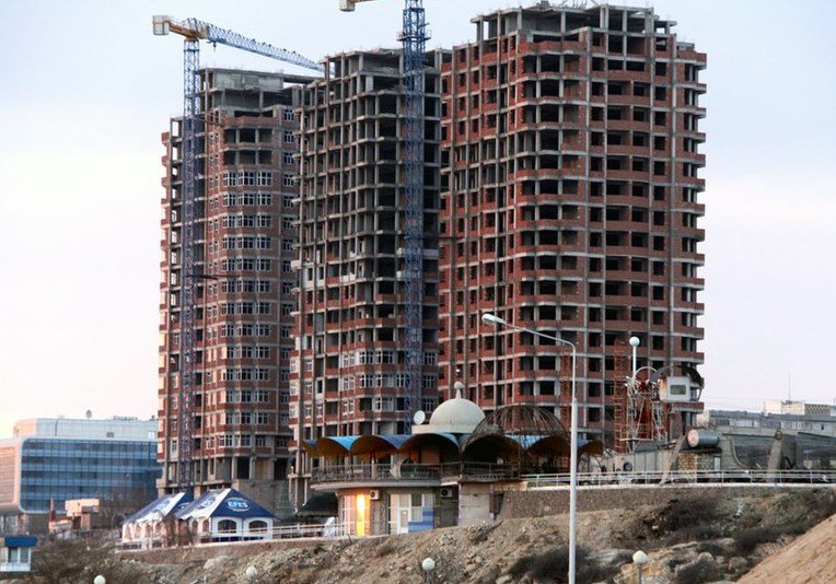 Представитель РГУД Корытный объяснил причину падения спроса на жилье в России