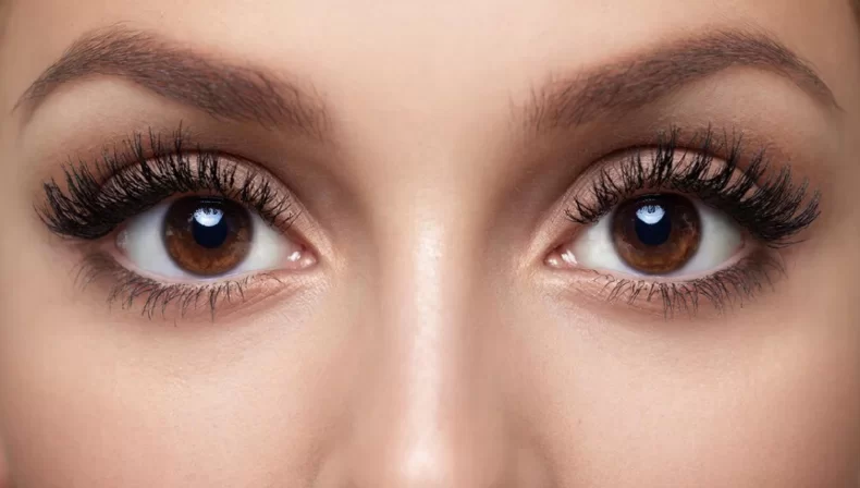 Обзор видов туши для ресниц: водостойкая, объемная, удлиняющая, наращивающая