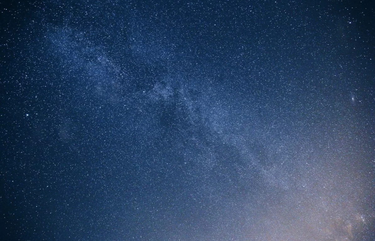 Астрономы показали, как туманность Геликс сформировалась вокруг белого карлика