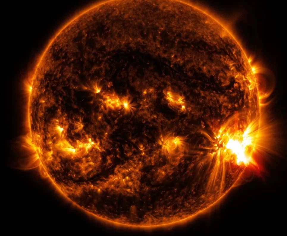 Ученые зафиксировали резкий рост солнечной активности после почти полного затишья