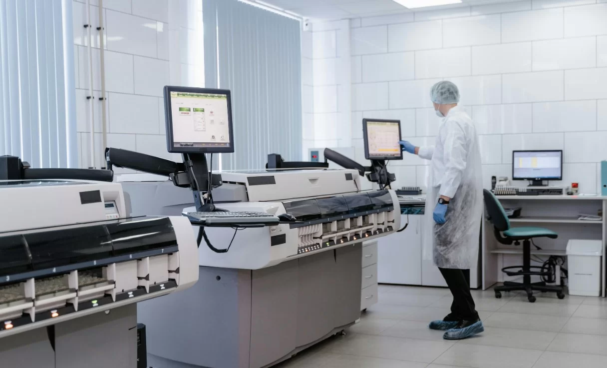 В УГНТУ открыли лабораторию металловедения для изучения микроструктуры