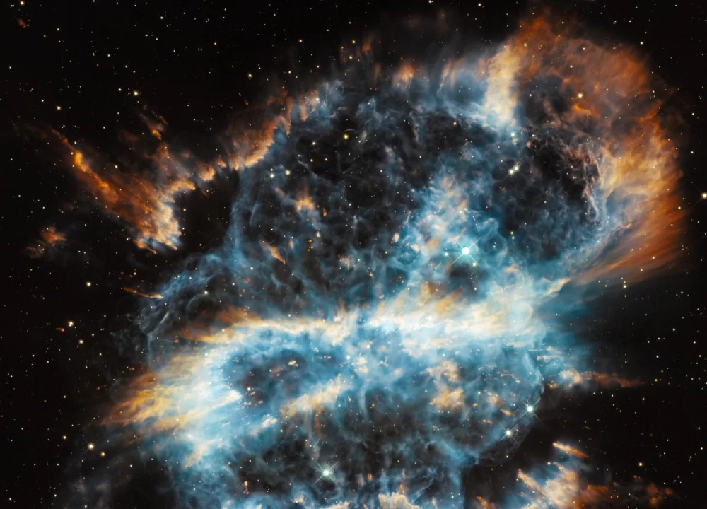 Астрономы получили крупнейшее изображение центра Млечного Пути с нитями газа