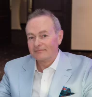 Игорь Фишелев: профессиональный путь шаг за шагом