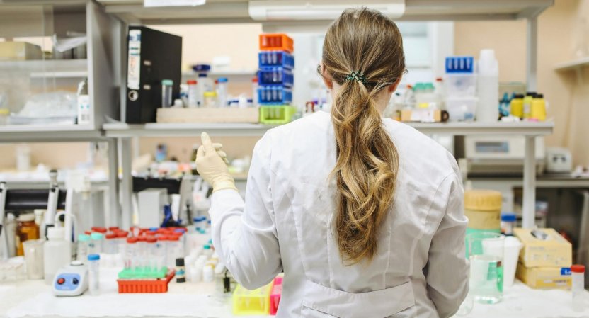 Ученые разгадали 40-летнюю загадку вызывающего сонную болезнь паразита