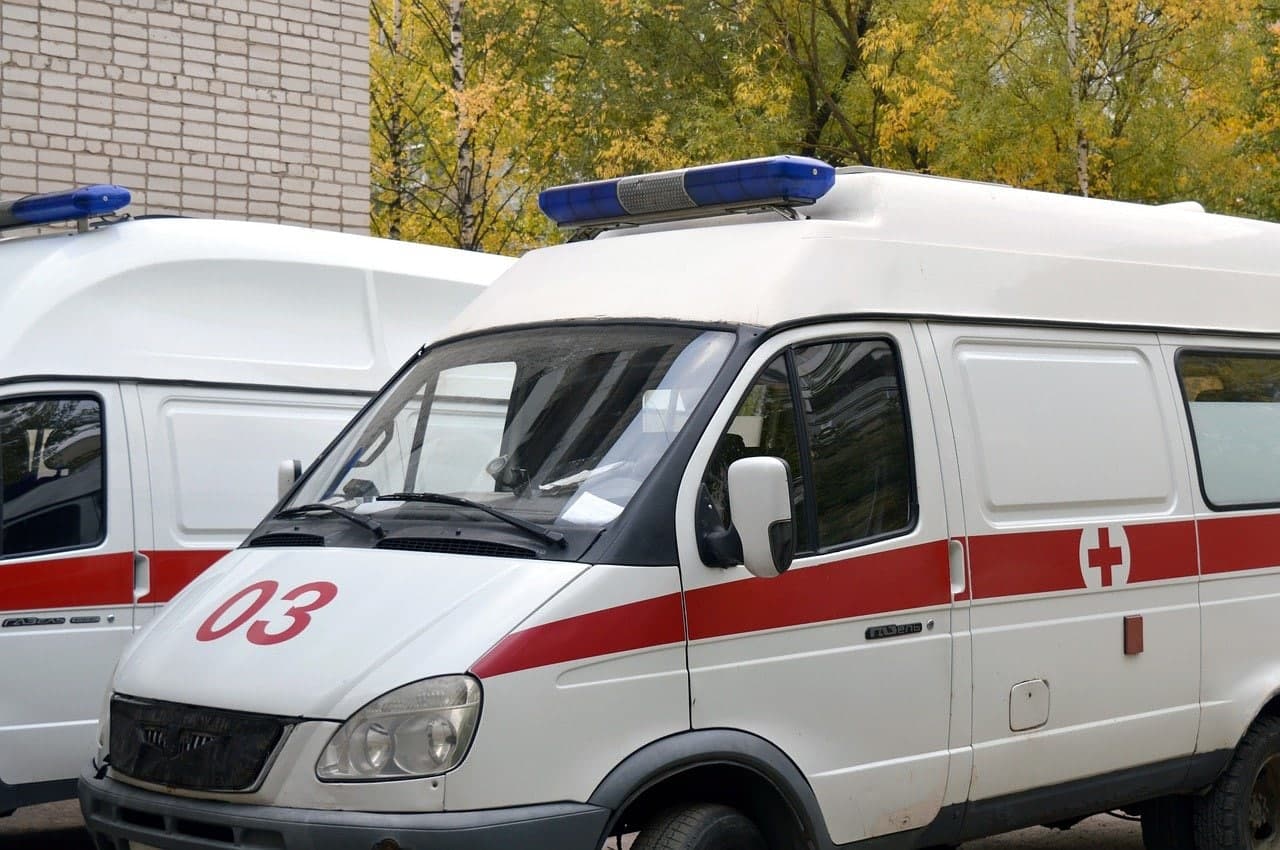 Неизвестные напали на станцию скорой помощи в Екатерибурге